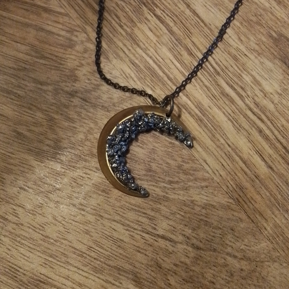 Villa Sorgenfrei Necklace